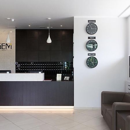 Hotel Gem ヴロツワフ エクステリア 写真